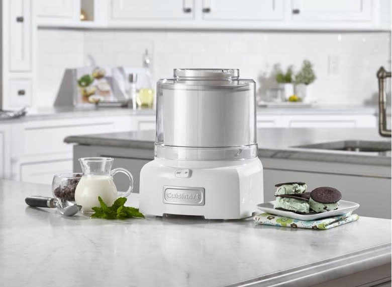 FROZEN YOGURT � ICE CREAM & SORBET MAKER